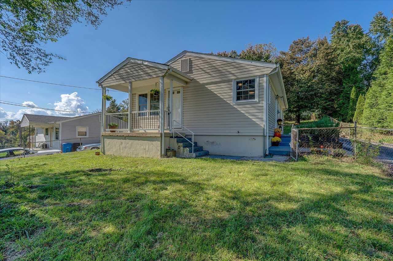 2402 Shull Road Northeast Roanoke, VA 24012 - Photo 3 of 25 download (4)