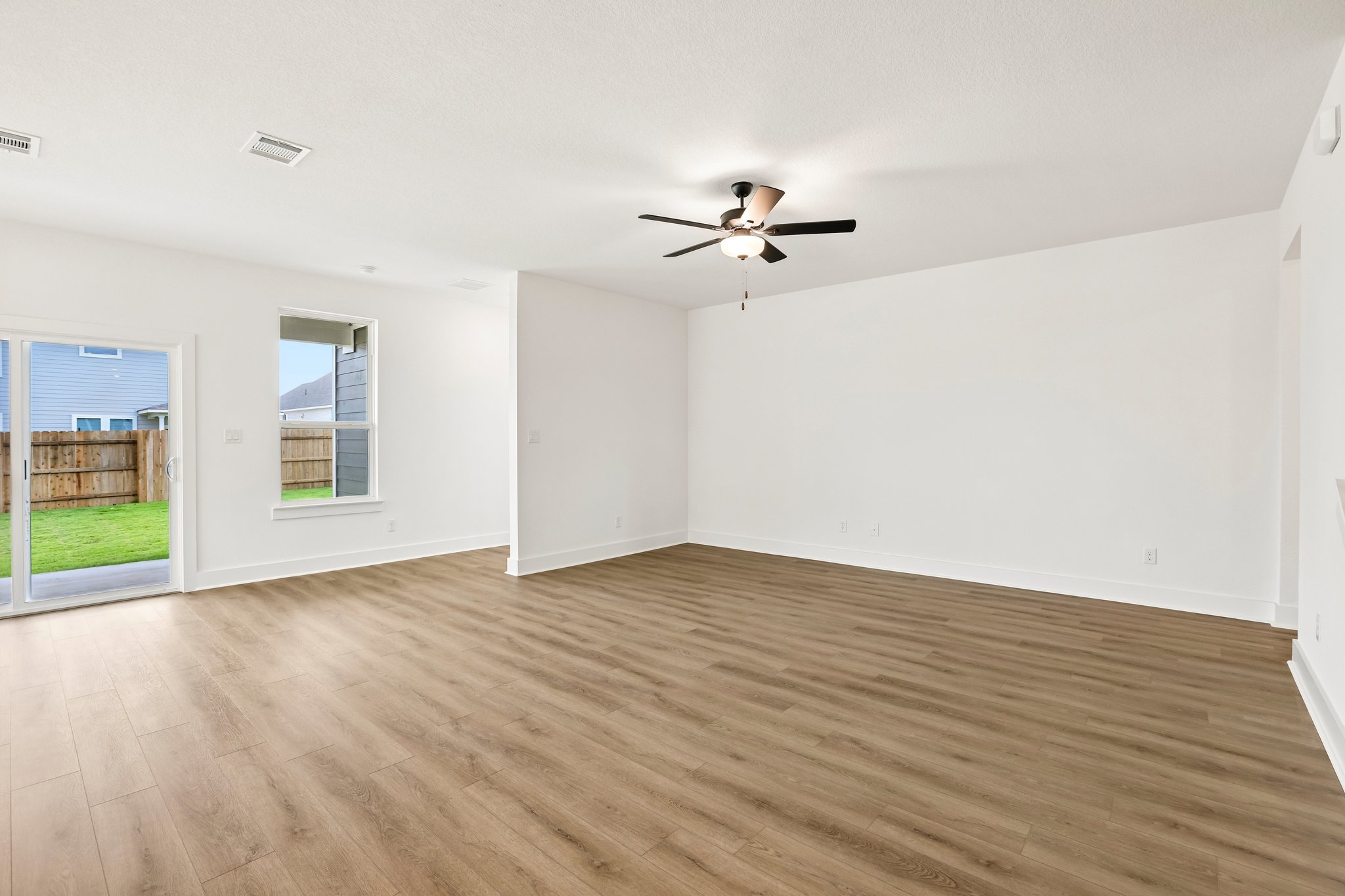 121 Prodigal Way Kyle, TX 78640 - Photo 5 of 40