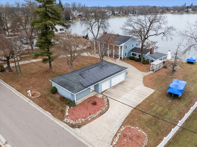 $875,000 | 6081 Kinyon Drive, Brighton, MI 48116