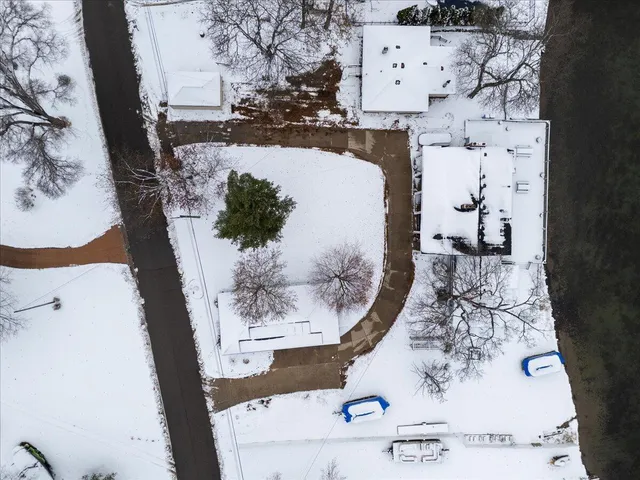 $875,000 | 6081 Kinyon Drive, Brighton, MI 48116