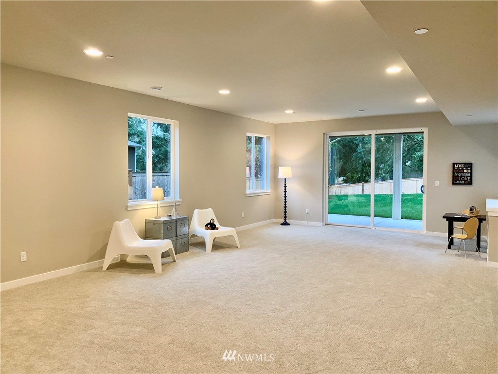 21617 2nd Court Southeast Bothell, WA 98021 - Photo 13 of 23