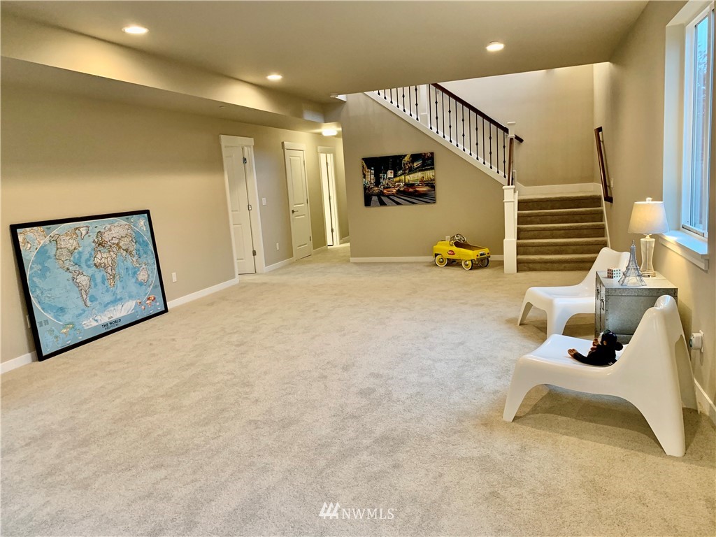 21617 2nd Court Southeast Bothell, WA 98021 - Photo 14 of 23