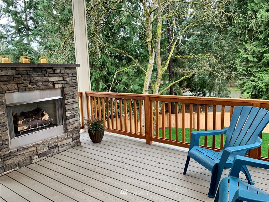 21617 2nd Court Southeast Bothell, WA 98021 - Photo 4 of 23