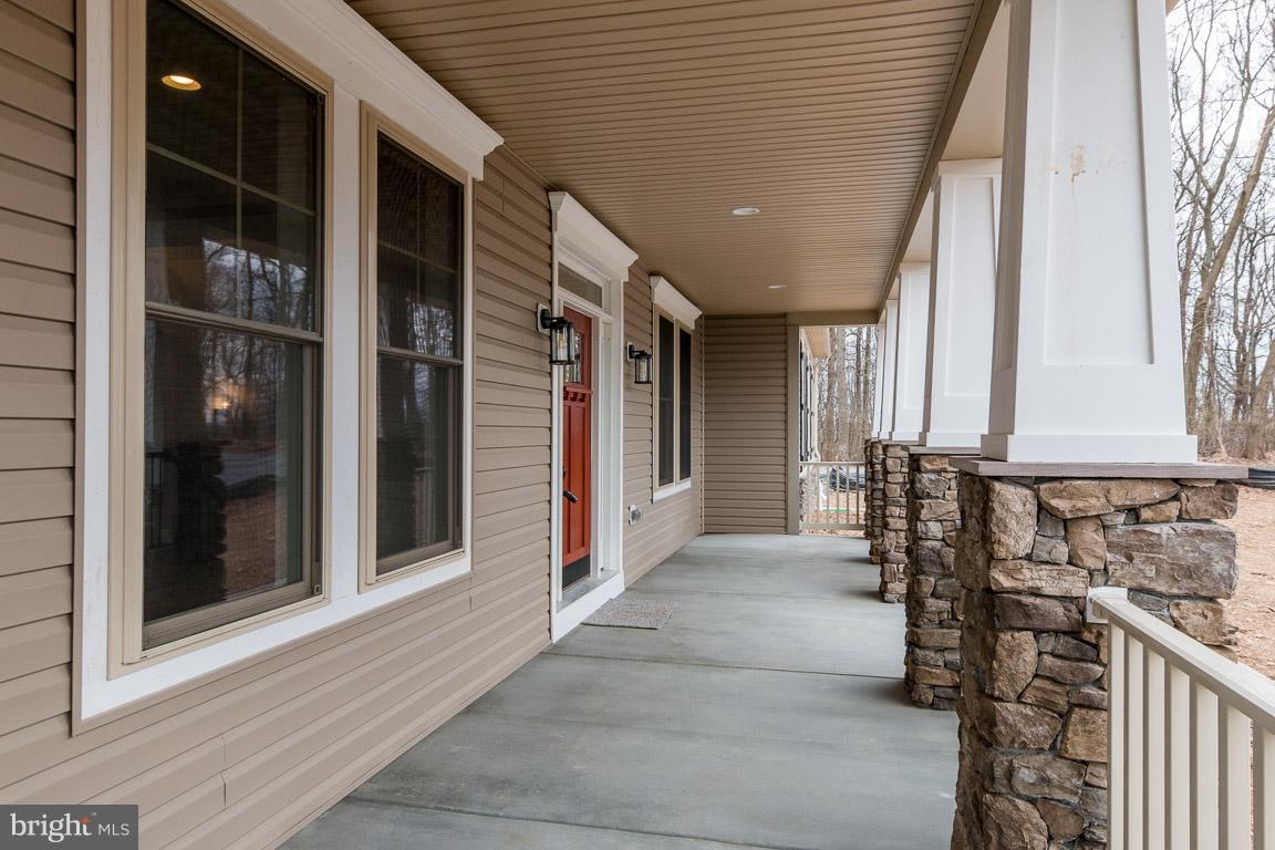 6608 East Lakeridge Road New Market, MD 21774 - Photo 7 of 22 Front Porch