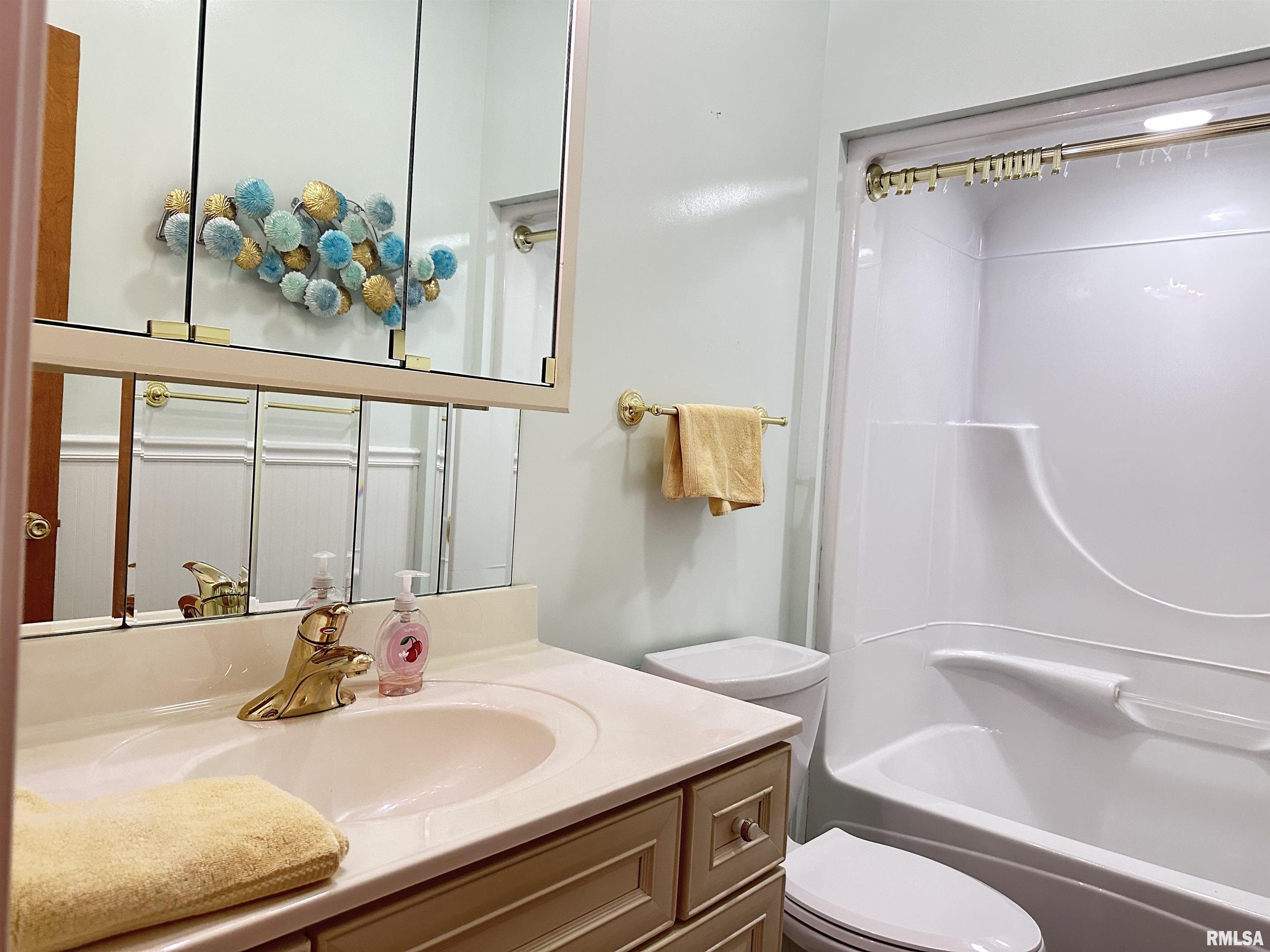 1535 Howard Road Marion, IL 62959 - Photo 22 of 40