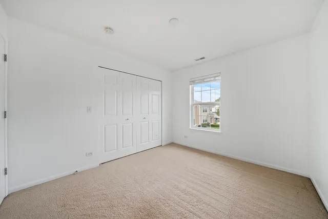 $3,500 | 10-s429 Carrington Circle, Burr Ridge, IL 60527