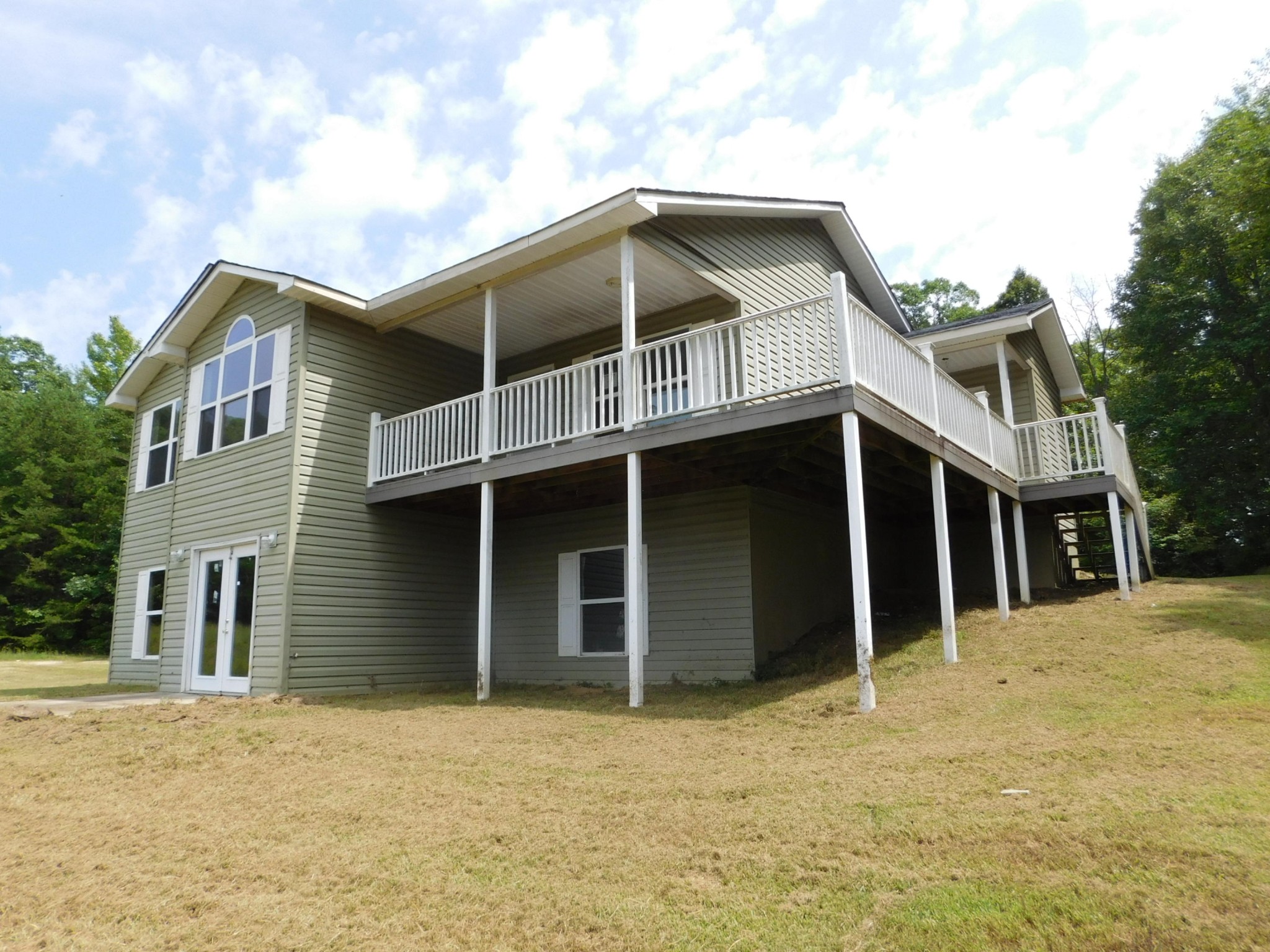 881 Marcum Town Road Oneida, TN 37841 - Photo 2 of 16