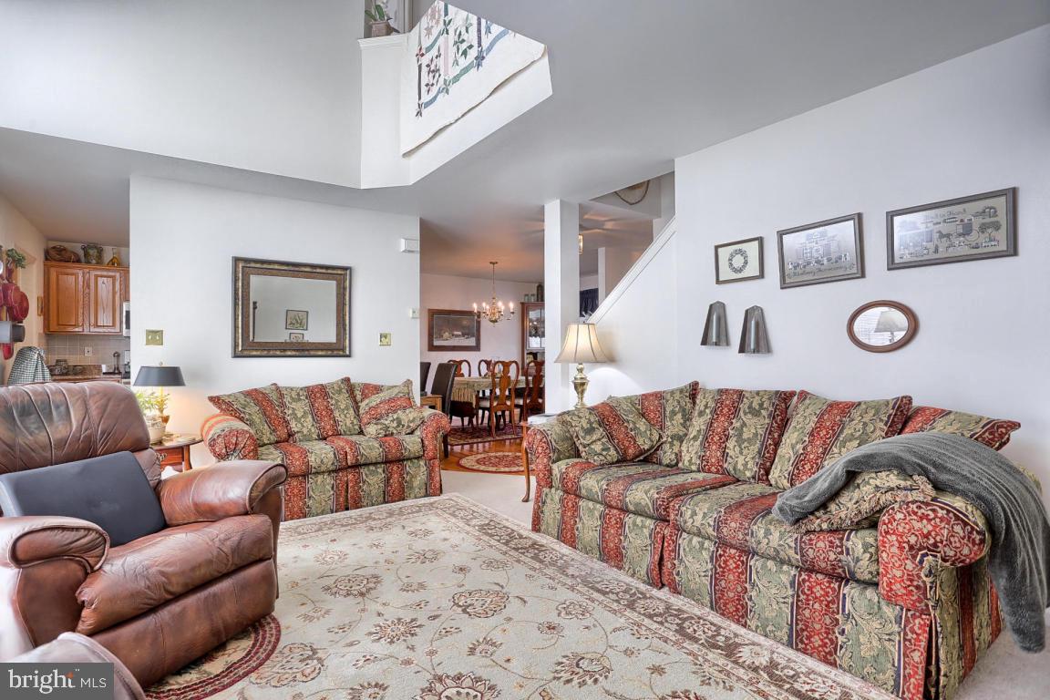 1009 Bond Street Lititz, PA 17543 - Photo 8 of 33