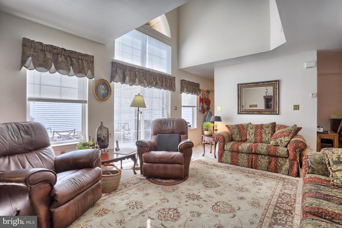 1009 Bond Street Lititz, PA 17543 - Photo 10 of 33