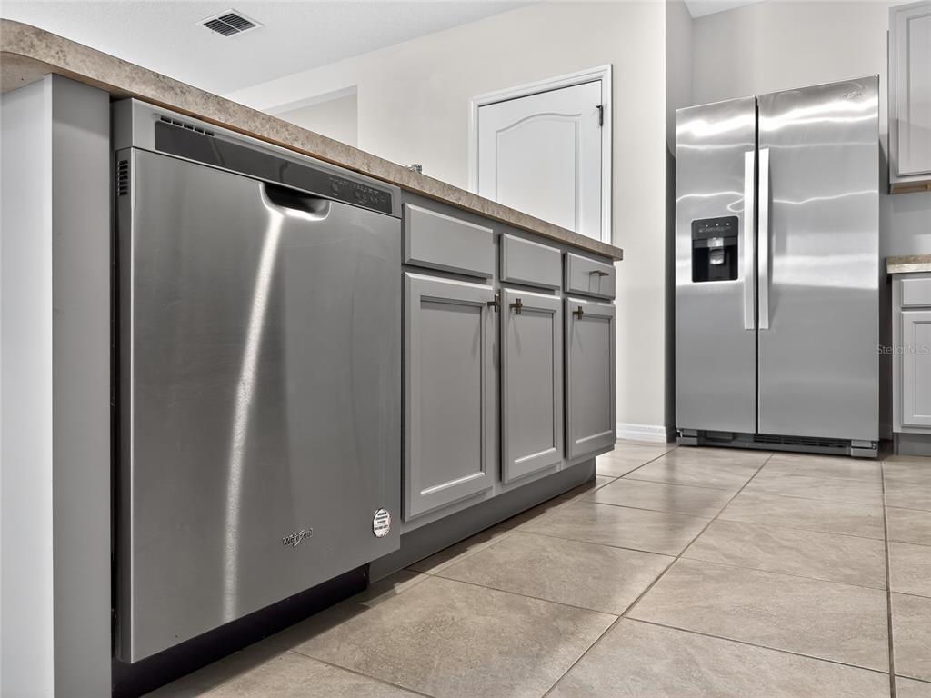 2597 Shamrock Street Tavares, FL 32778 - Photo 14 of 57