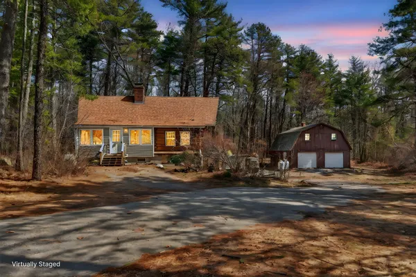 $375,000 | 21 Langs Lane, Newmarket, NH 03857