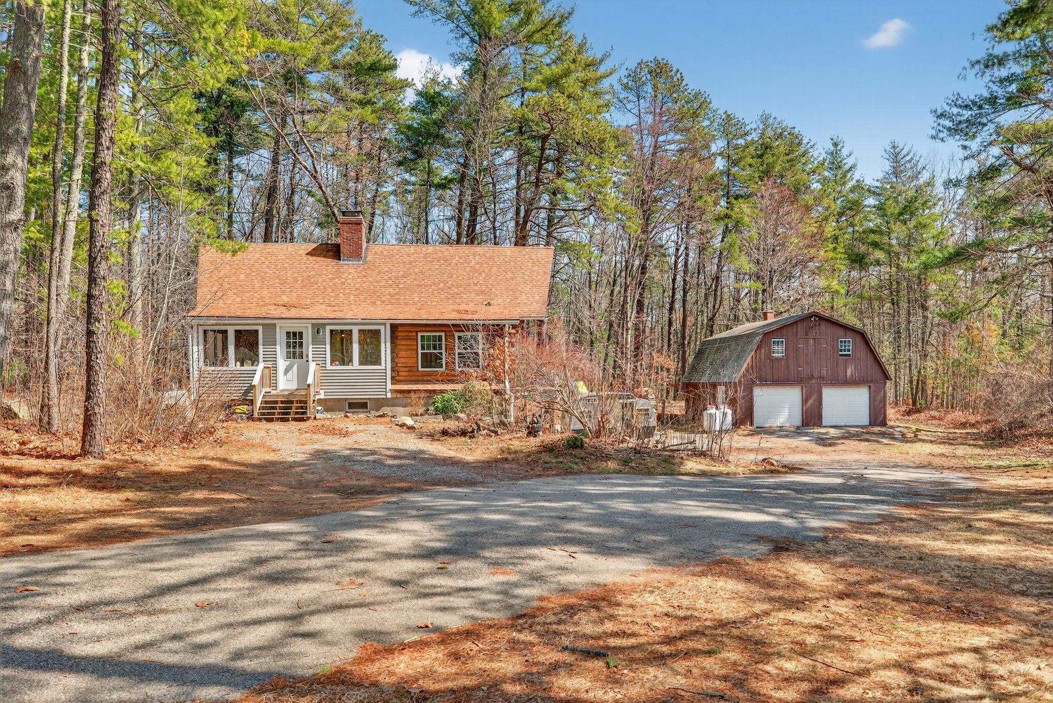 21 Langs Lane Newmarket, NH 03857 - Photo 2 of 47