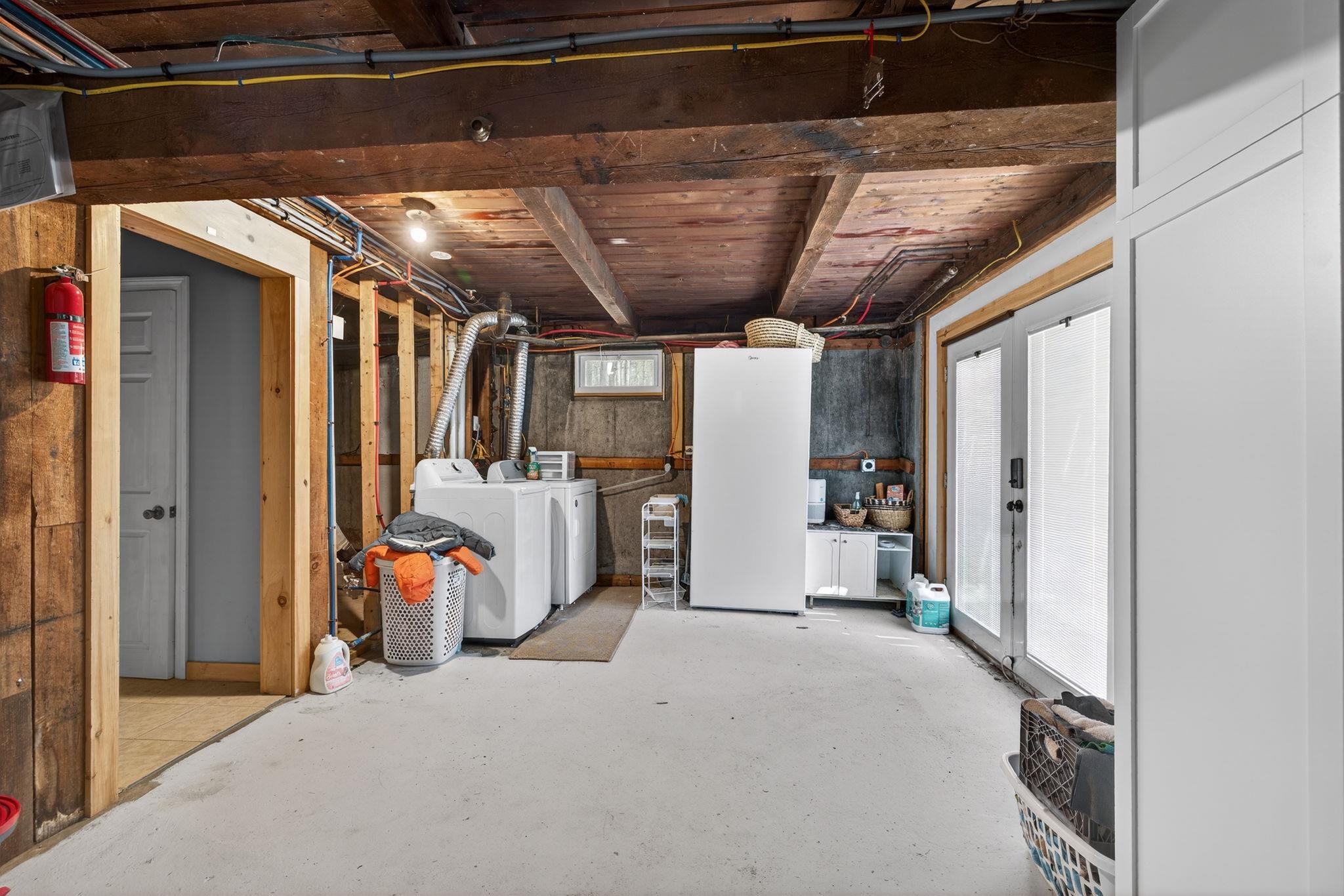 21 Langs Lane Newmarket, NH 03857 - Photo 24 of 47