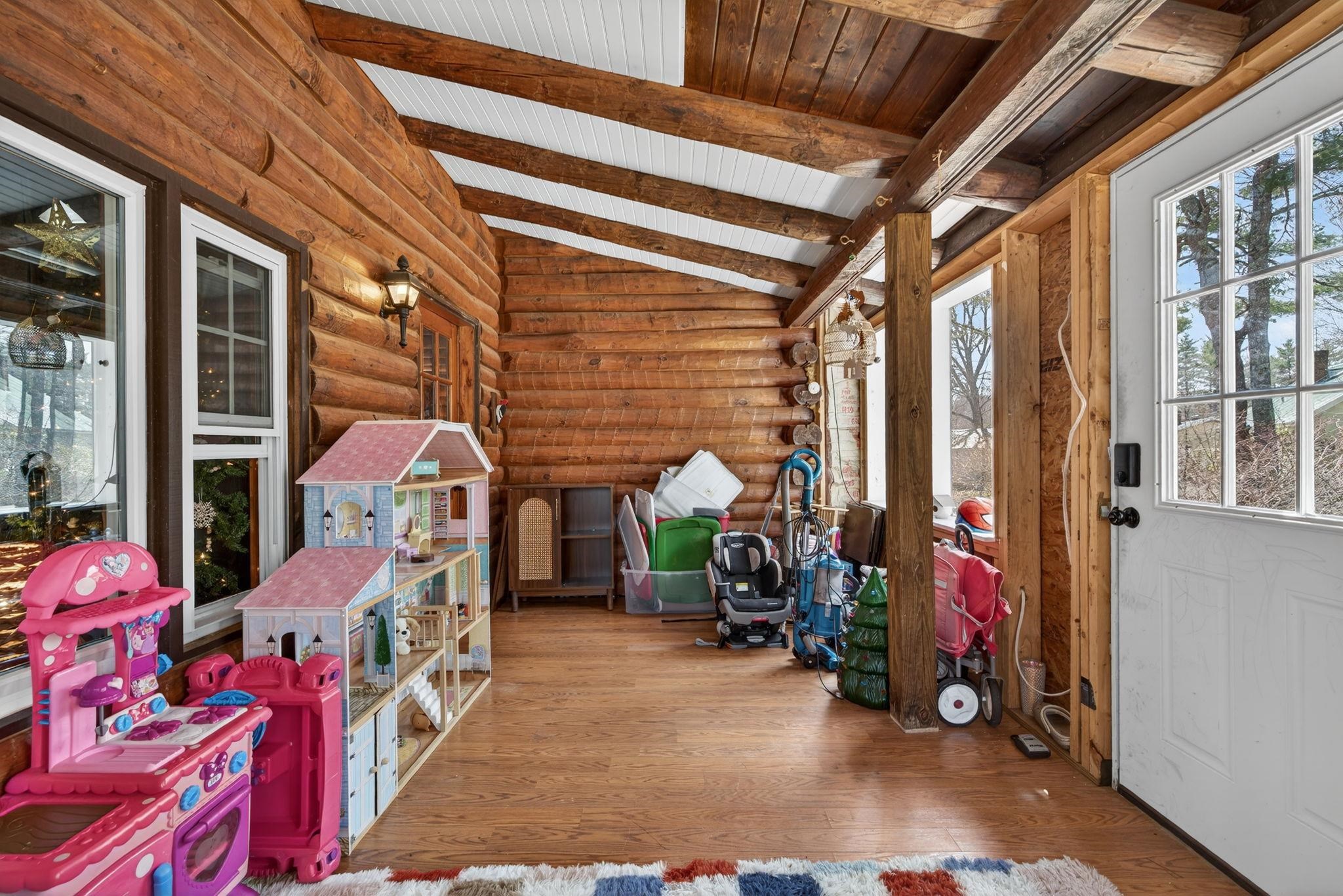 21 Langs Lane Newmarket, NH 03857 - Photo 33 of 47