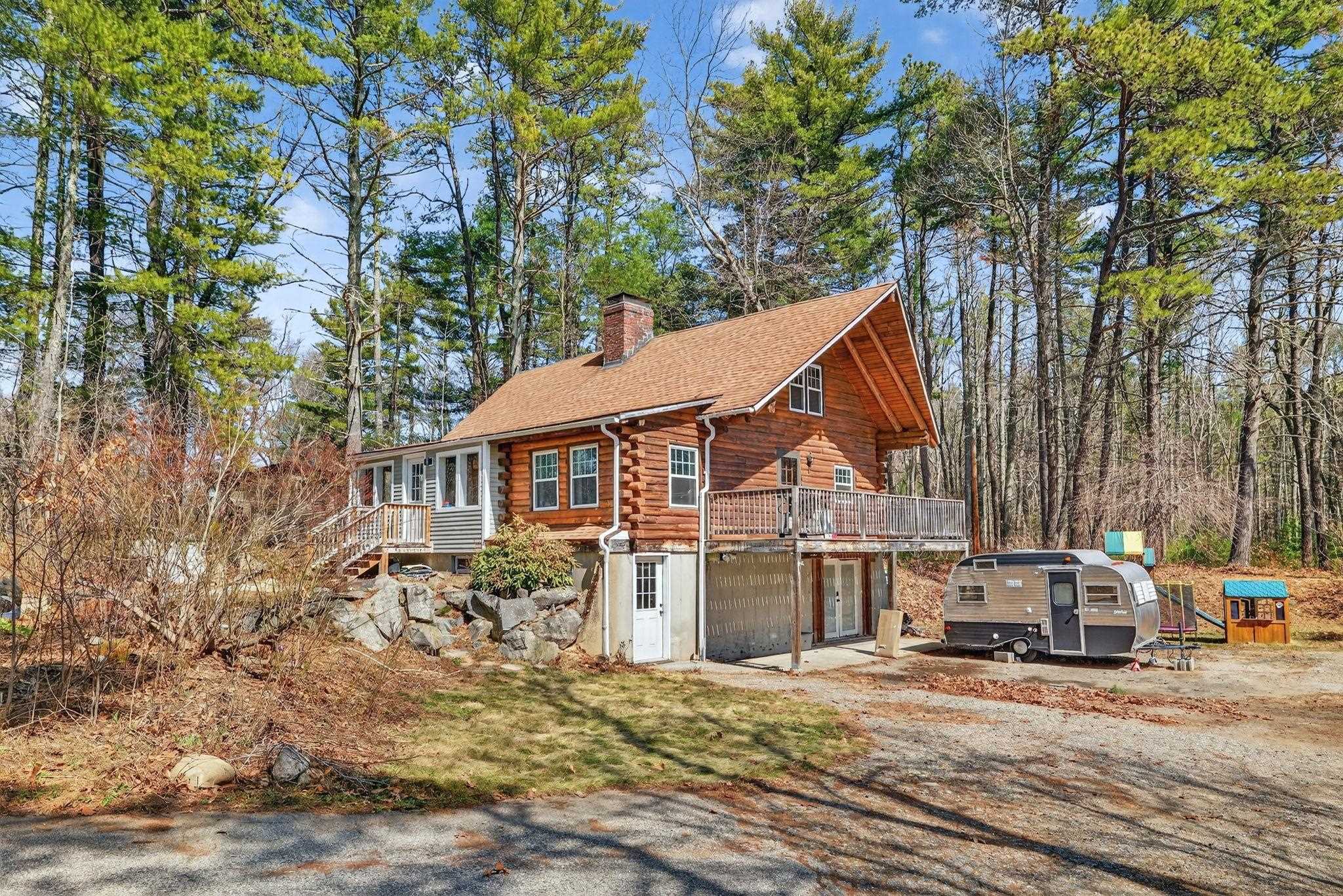 21 Langs Lane Newmarket, NH 03857 - Photo 4 of 47