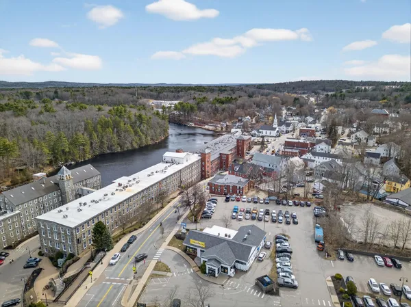 $375,000 | 21 Langs Lane, Newmarket, NH 03857