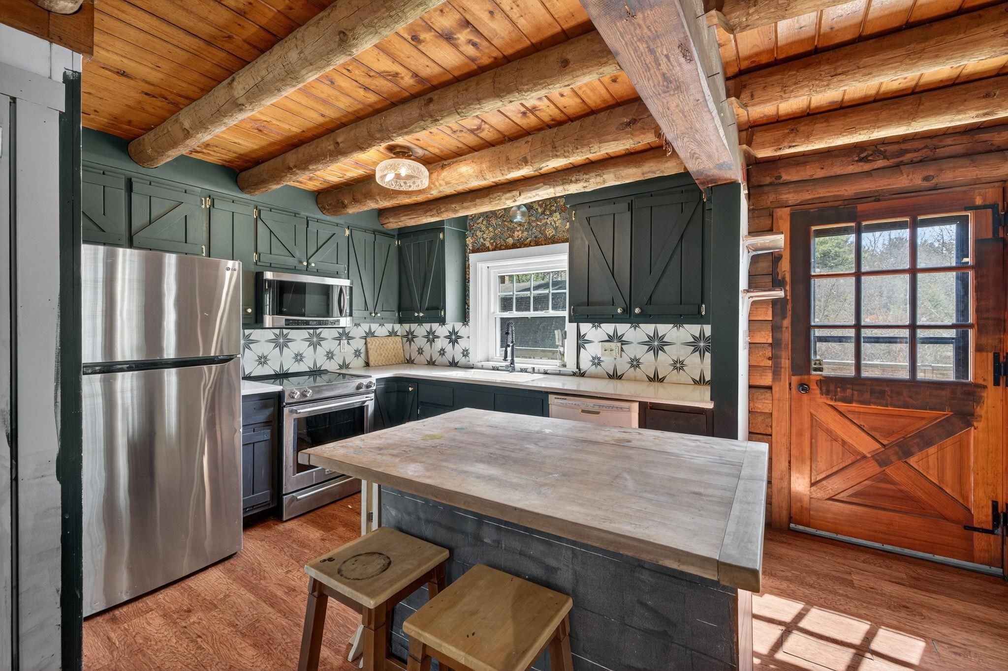 21 Langs Lane Newmarket, NH 03857 - Photo 6 of 47