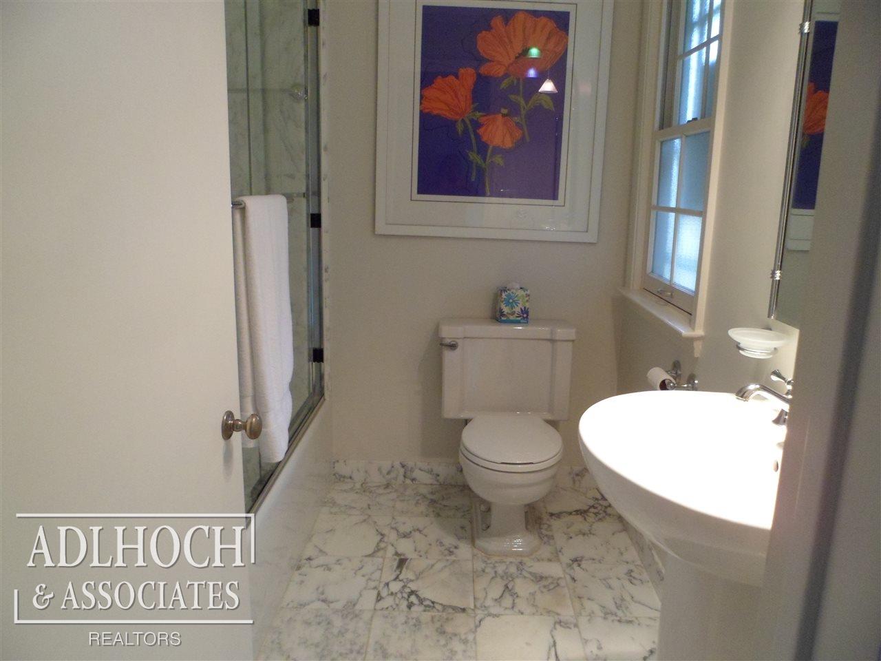 477 Shelbourne Road Grosse Pointe, MI 48236 - Photo 12 of 14 Bathroom