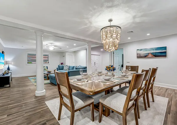 $5,000 | 532 North Palmway, Lake Worth Beach, FL 33460