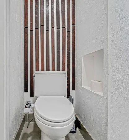 $5,000 | 532 North Palmway, Lake Worth Beach, FL 33460