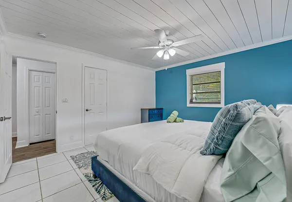 $5,000 | 532 North Palmway, Lake Worth Beach, FL 33460