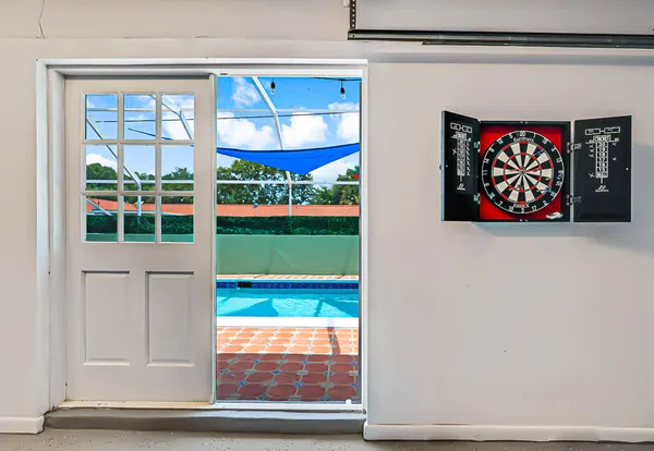 $5,000 | 532 North Palmway, Lake Worth Beach, FL 33460