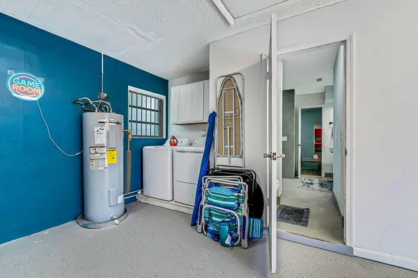 $5,000 | 532 North Palmway, Lake Worth Beach, FL 33460