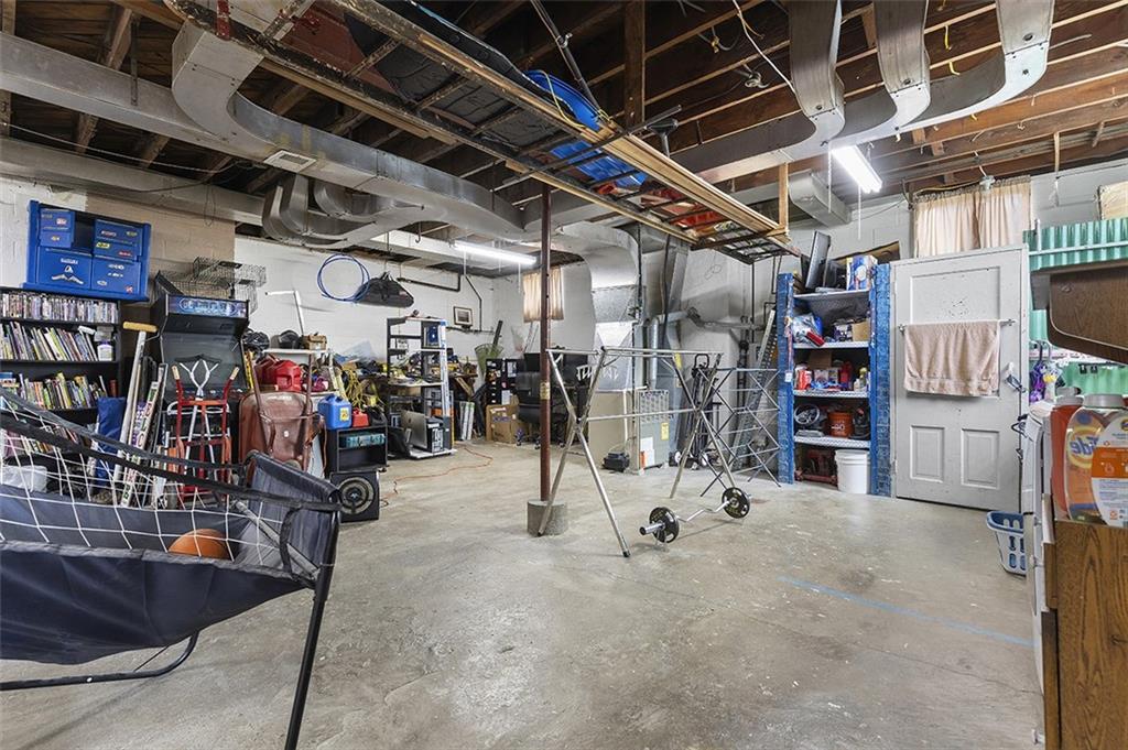 840 Agnew Road Pittsburgh, PA 15227 - Photo 28 of 36