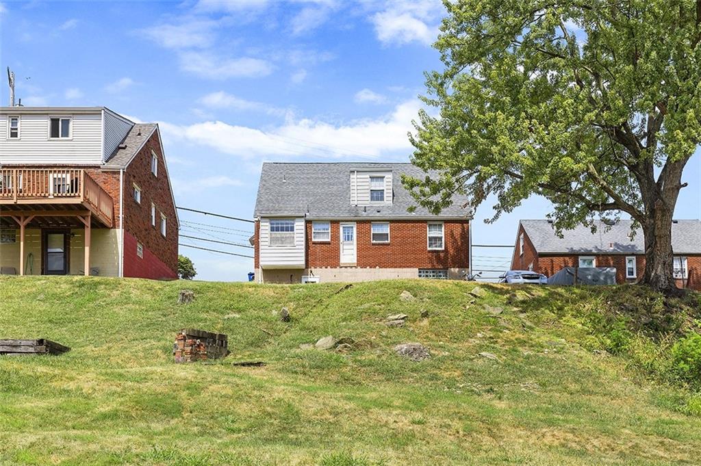 840 Agnew Road Pittsburgh, PA 15227 - Photo 33 of 36
