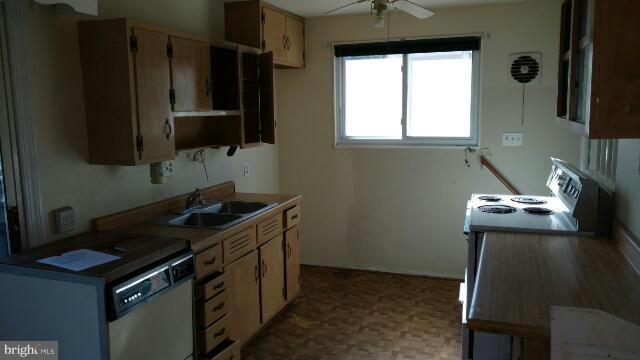 2804 Radius Road Silver Spring, MD 20902 - Photo 5 of 13 Kitchen