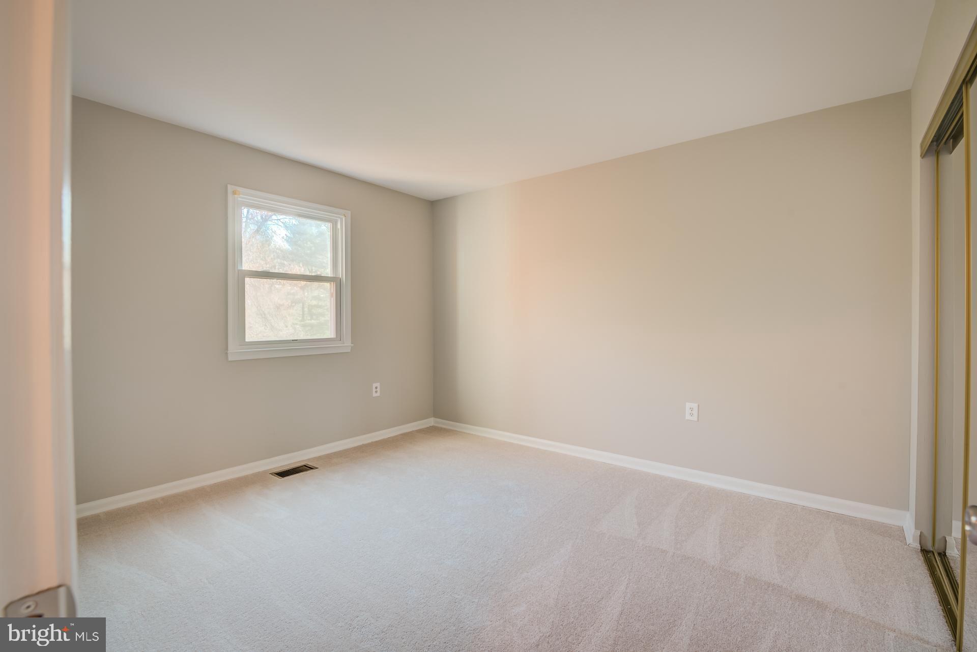 910 Moorefield Creek Road Southwest Vienna, VA 22180 - Photo 11 of 56 Bedroom