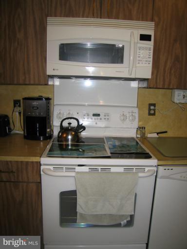 4209 Buckingham Road Gwynn Oak, MD 21207 - Photo 14 of 30 Kitchen