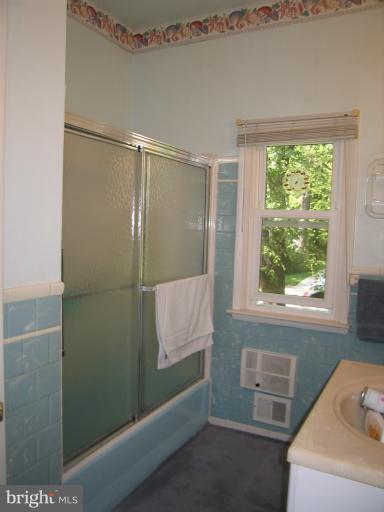 4209 Buckingham Road Gwynn Oak, MD 21207 - Photo 17 of 30 Bath