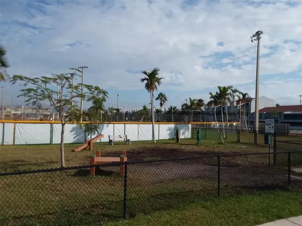 $5,495 | 562 Johns Pass Avenue, Madeira Beach, FL 33708
