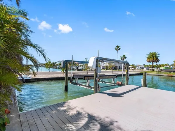 $5,495 | 562 Johns Pass Avenue, Madeira Beach, FL 33708