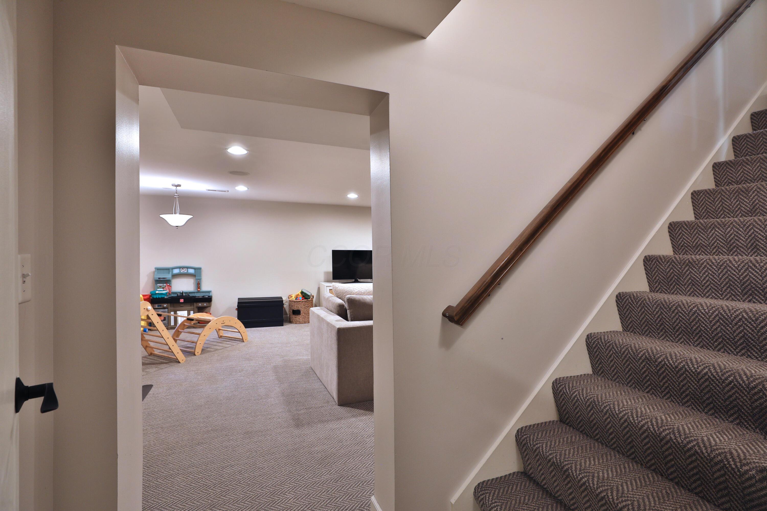 2305 Haverford Road Columbus, OH 43220 - Photo 44 of 60 2305-Haverford-44