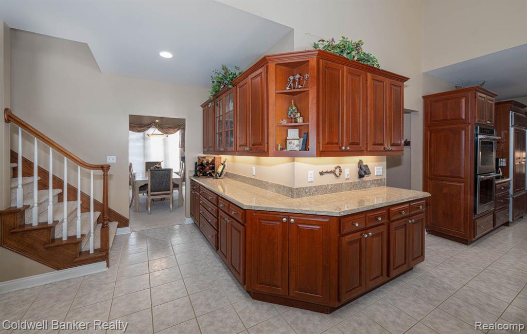 3849 Walnut Brook Drive Rochester Hills, MI 48309 - Photo 15 of 64
