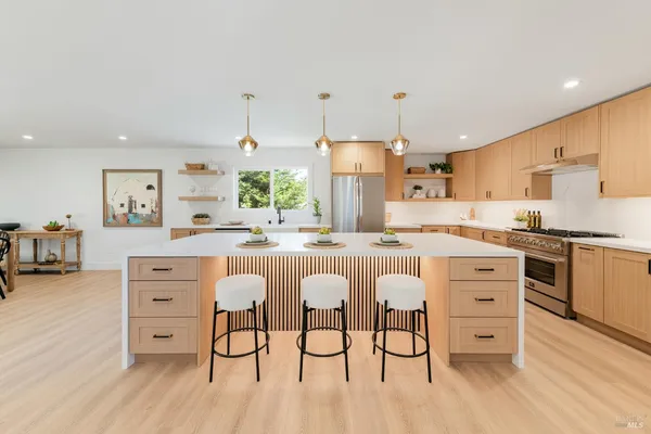 $1,675,000 | 15 San Joaquin Place, Novato, CA 94947