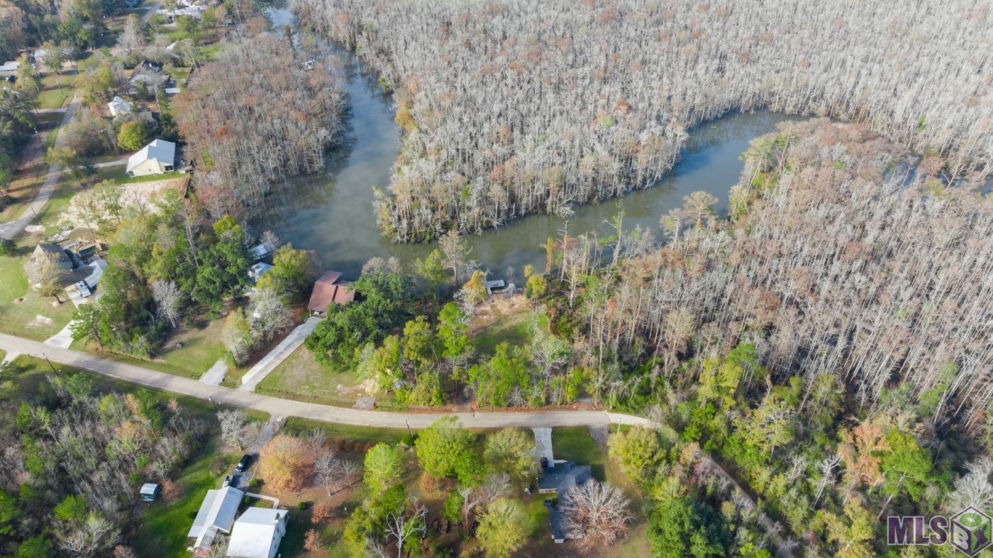 20765 Riverside Road Springfield, LA 70462 - Photo 3 of 14