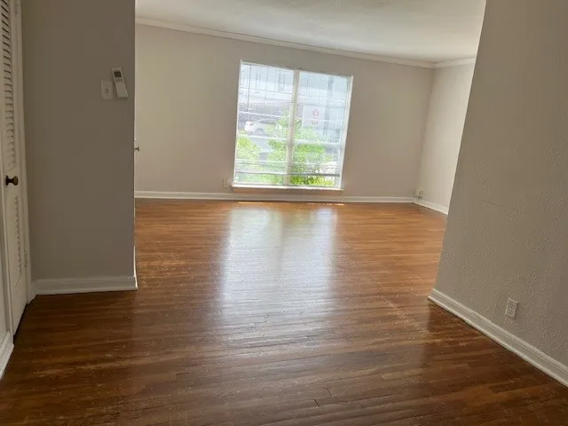$1,350 | 1923 McDuffie Street, Unit 4, Houston, TX 77019