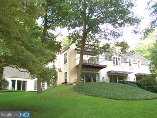 721 Glengarry Road Philadelphia, PA 19118 - Photo 2 of 6 Gallery Image 2