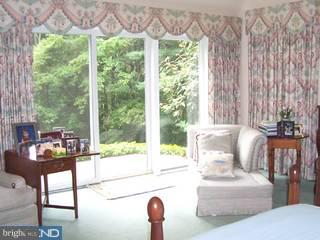 721 Glengarry Road Philadelphia, PA 19118 - Photo 4 of 6 Gallery Image 4