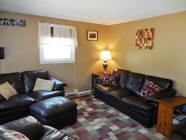 726 Piper Road West Springfield, MA 01089 - Photo 7 of 26