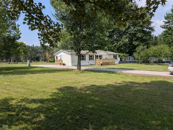 $164,000 | 260 Hawthorne Drive, North Vernon, IN 47265