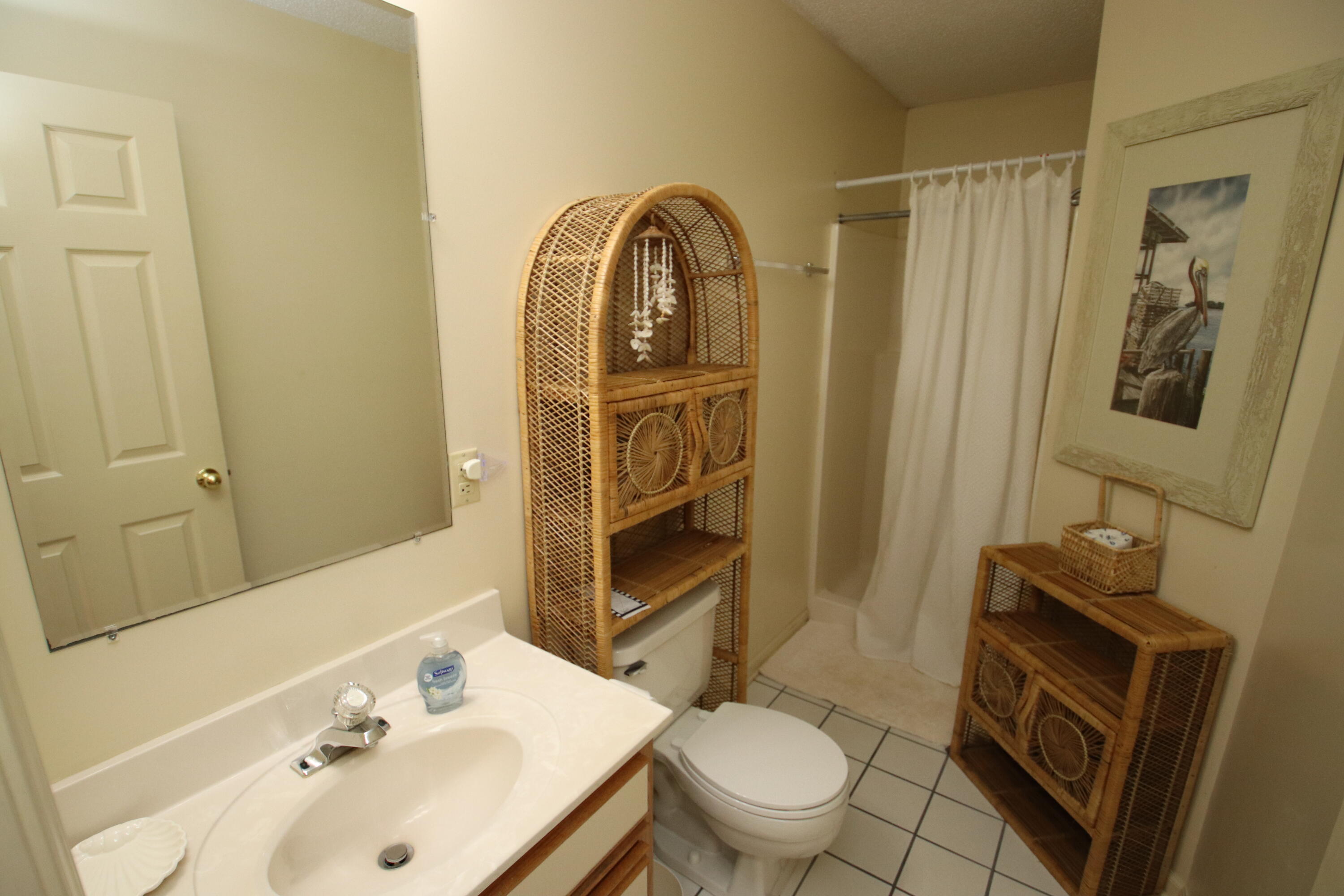 610 Monte Vista Road, Unit 704 Union Hall, VA 24176 - Photo 20 of 25 2022-08-20 13.18.50