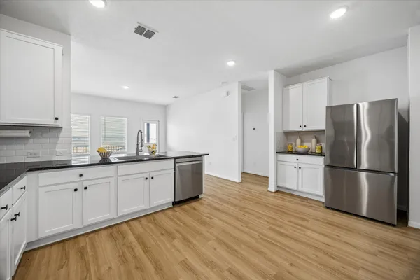 $2,200 | Undisclosed Address, Jarrell, TX 76537