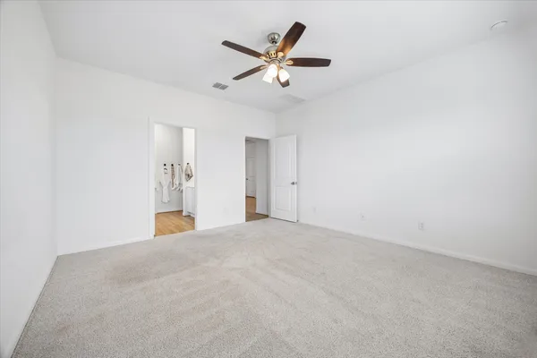 $2,200 | Undisclosed Address, Jarrell, TX 76537