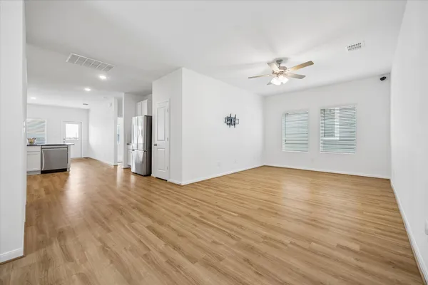 $2,200 | Undisclosed Address, Jarrell, TX 76537