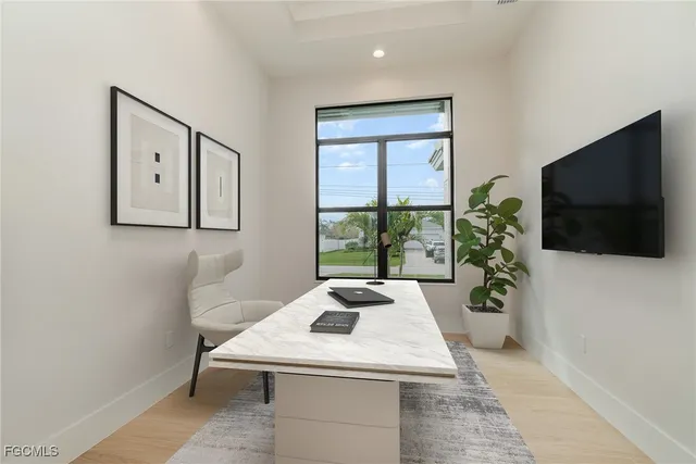 $1,288,000 | 2605 Southwest 37th Street, Cape Coral, FL 33914