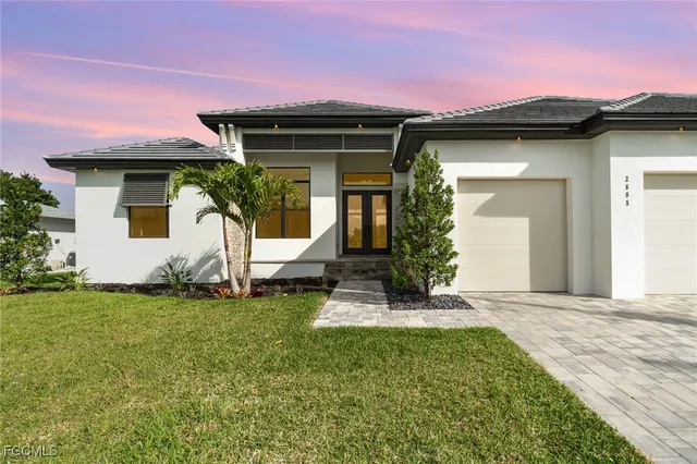 $1,288,000 | 2605 Southwest 37th Street, Cape Coral, FL 33914